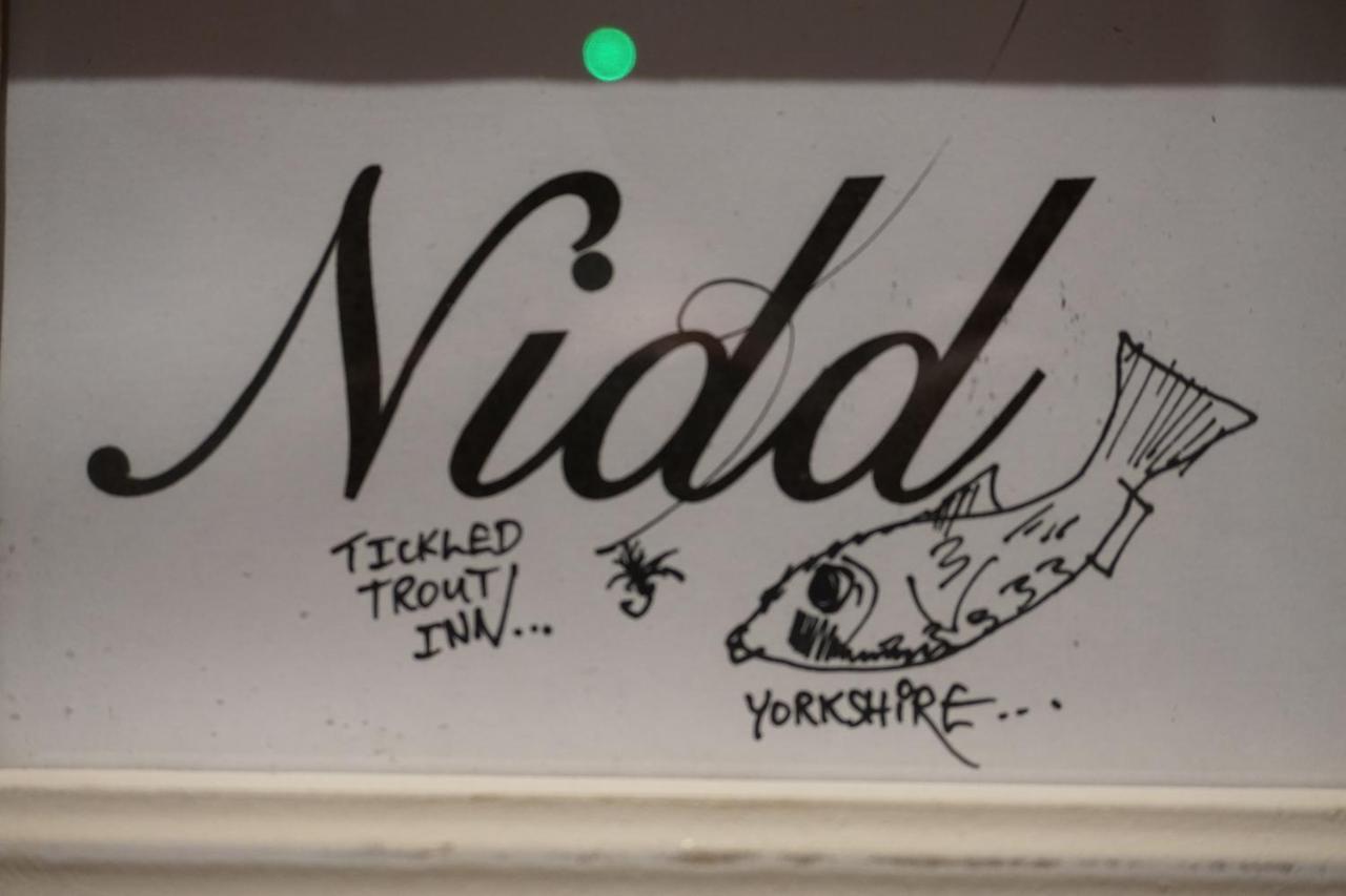 The Tickled Trout Inn Bilton-In-Ainsty Йорк Екстериор снимка