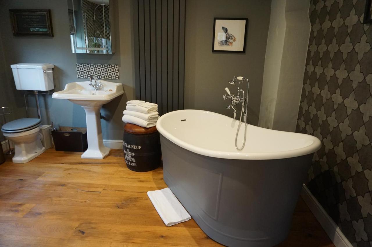 The Tickled Trout Inn Bilton-In-Ainsty Йорк Екстериор снимка
